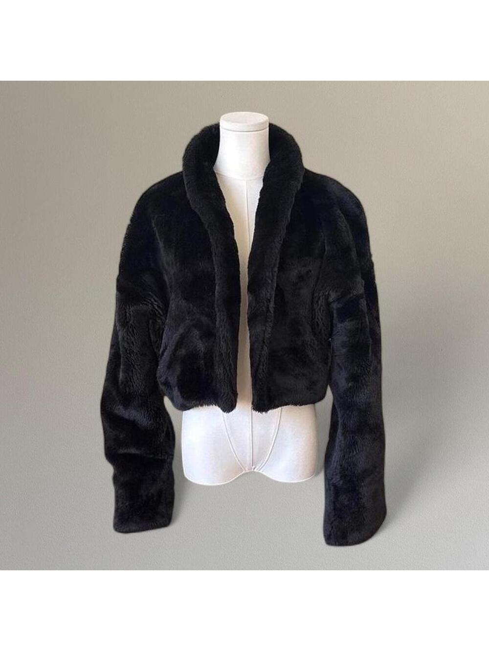 Vintage faux fur cropped jacket.